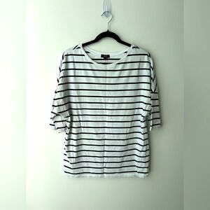 Jacob stripes blue and white cotton
Modal shirt